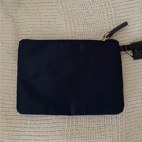 NWT Tommy Hilfiger Wristlet Pouch - Picture 4 of 4